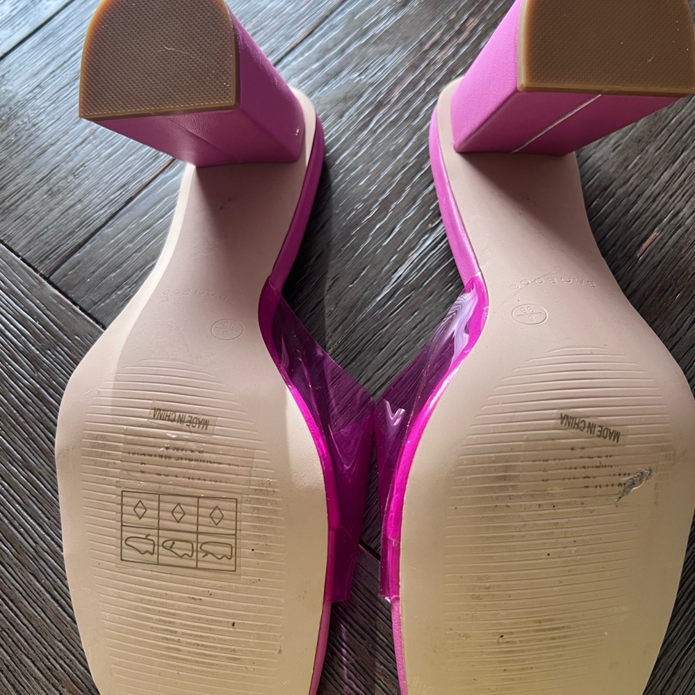 Heels - Picture 3 of 4